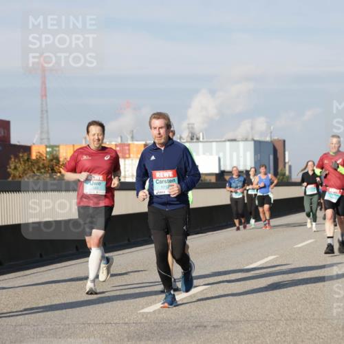 03.10.2025 - Köhlbrandbrückenlauf Jannik Wohlers http://msf.ph/oto/9079818 03.10.2025 10:01:40 Position 3 1712, 1883 meine-sportfotos.de