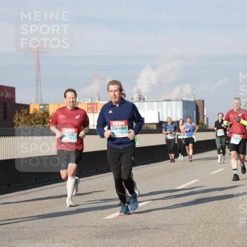 03.10.2025 - Köhlbrandbrückenlauf Jannik Wohlers http://msf.ph/oto/9079822 03.10.2025 10:01:40 Position 3 24, 1883, 1712 meine-sportfotos.de