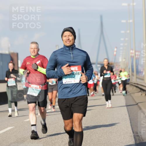 03.10.2025 - Köhlbrandbrückenlauf Jannik Wohlers http://msf.ph/oto/9079865 03.10.2025 10:01:42 Position 3 2800, 2376 meine-sportfotos.de