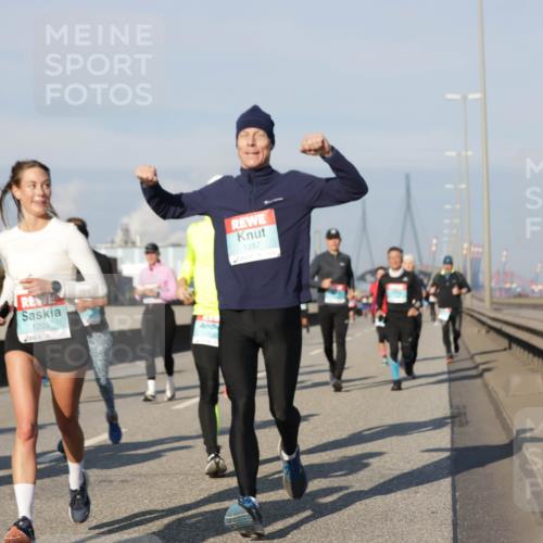 03.10.2025 - Köhlbrandbrückenlauf Jannik Wohlers http://msf.ph/oto/9079961 03.10.2025 09:53:45 Position 3 1203, 1257 meine-sportfotos.de
