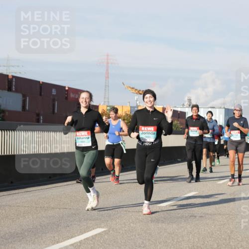 03.10.2025 - Köhlbrandbrückenlauf Jannik Wohlers http://msf.ph/oto/9080036 03.10.2025 10:01:47 Position 3 1850, 1835 meine-sportfotos.de