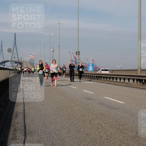 03.10.2025 - Köhlbrandbrückenlauf Fabian Wolf http://msf.ph/oto/9080097 03.10.2025 10:17:24 Position 3  meine-sportfotos.de