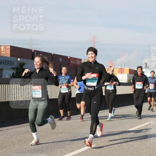 03.10.2025 - Köhlbrandbrückenlauf Jannik Wohlers http://msf.ph/oto/9080099 03.10.2025 10:01:48 Position 3 1850, 2, 1835 meine-sportfotos.de