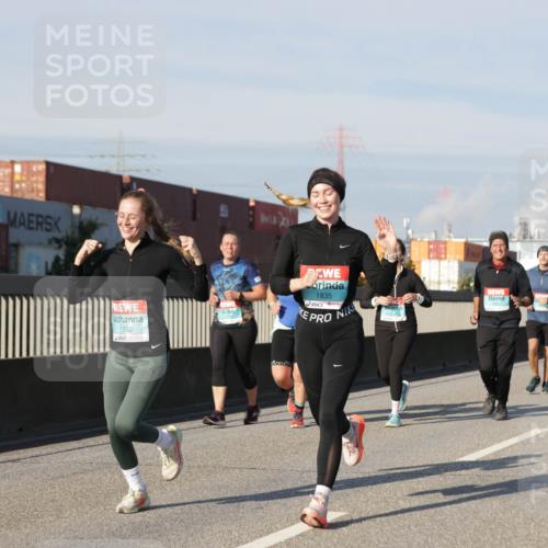 03.10.2025 - Köhlbrandbrückenlauf Jannik Wohlers http://msf.ph/oto/9080102 03.10.2025 10:01:48 Position 3 1850, 1835 meine-sportfotos.de