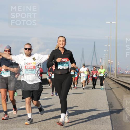 03.10.2025 - Köhlbrandbrückenlauf Jannik Wohlers http://msf.ph/oto/9080164 03.10.2025 10:01:49 Position 3 1803, 884, 24, 2836, 2270 meine-sportfotos.de