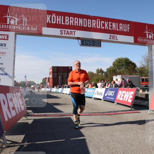 03.10.2025 - Köhlbrandbrückenlauf Lena Gebhardt http://msf.ph/oto/9080177 03.10.2025 13:45:31 Ziel 5223, 5600, 5999, 6695 meine-sportfotos.de