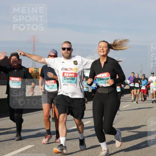 03.10.2025 - Köhlbrandbrückenlauf Jannik Wohlers http://msf.ph/oto/9080191 03.10.2025 10:01:50 Position 3 1803, 884, 24, 2836, 2270 meine-sportfotos.de