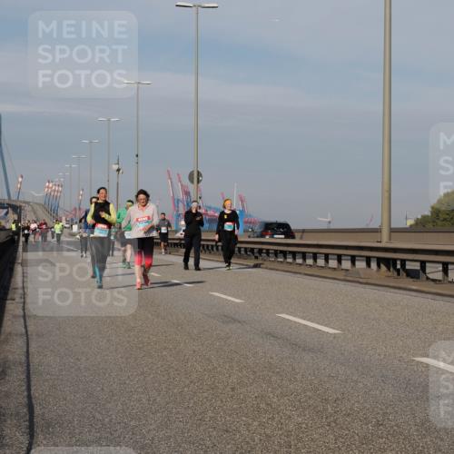 03.10.2025 - Köhlbrandbrückenlauf Fabian Wolf http://msf.ph/oto/9080207 03.10.2025 10:17:27 Position 3  meine-sportfotos.de