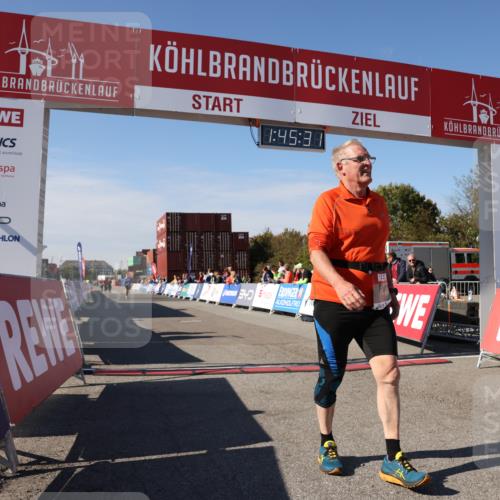 03.10.2025 - Köhlbrandbrückenlauf Lena Gebhardt http://msf.ph/oto/9080213 03.10.2025 13:45:32 Ziel 5223, 5600, 5999 meine-sportfotos.de