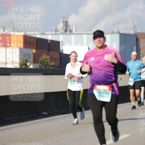03.10.2025 - Köhlbrandbrückenlauf Jannik Wohlers http://msf.ph/oto/9080247 03.10.2025 09:53:57 Position 3  meine-sportfotos.de