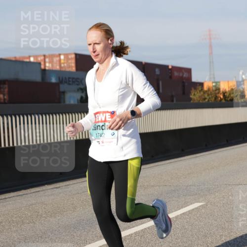 03.10.2025 - Köhlbrandbrückenlauf Jannik Wohlers http://msf.ph/oto/9080324 03.10.2025 09:54:03 Position 3 1742 meine-sportfotos.de