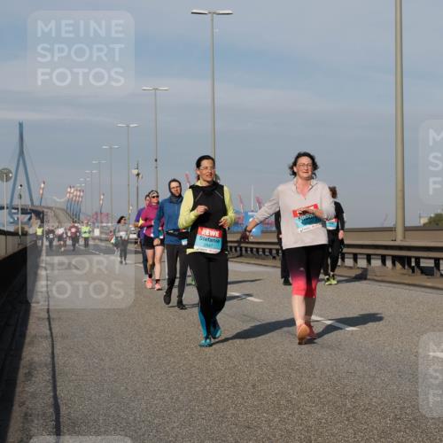 03.10.2025 - Köhlbrandbrückenlauf Fabian Wolf http://msf.ph/oto/9080425 03.10.2025 10:17:32 Position 3 2547, 10 meine-sportfotos.de
