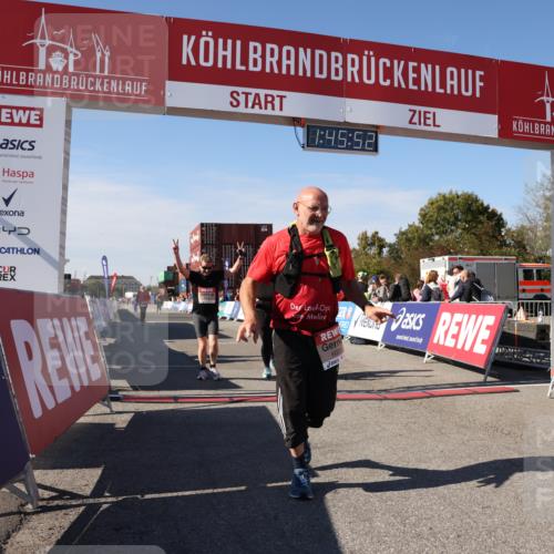 03.10.2025 - Köhlbrandbrückenlauf Lena Gebhardt http://msf.ph/oto/9080429 03.10.2025 13:45:52 Ziel 5184, 5375, 5376, 5860, 6029 meine-sportfotos.de