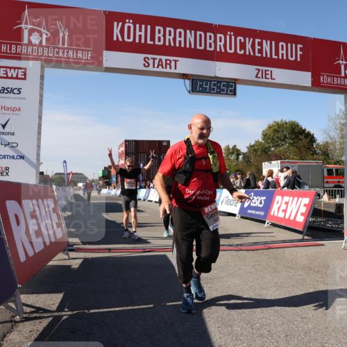 03.10.2025 - Köhlbrandbrückenlauf Lena Gebhardt http://msf.ph/oto/9080438 03.10.2025 13:45:53 Ziel 5184, 5375, 5376, 5860, 6029 meine-sportfotos.de