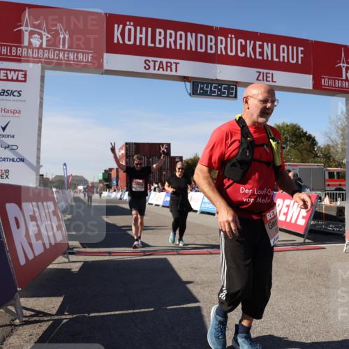 03.10.2025 - Köhlbrandbrückenlauf Lena Gebhardt http://msf.ph/oto/9080449 03.10.2025 13:45:53 Ziel 5184, 5375, 5376, 5860, 6029 meine-sportfotos.de