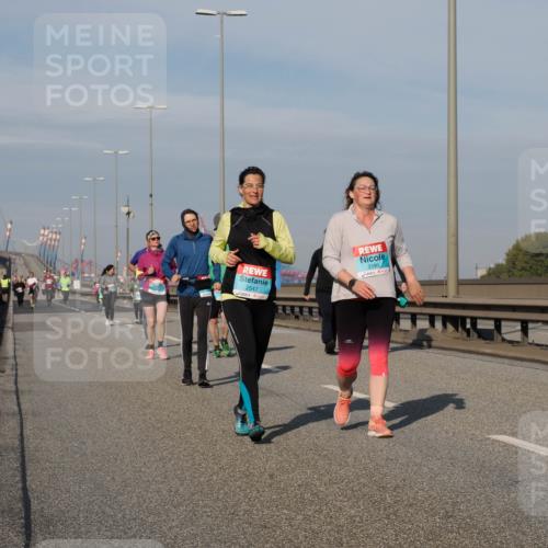 03.10.2025 - Köhlbrandbrückenlauf Fabian Wolf http://msf.ph/oto/9080453 03.10.2025 10:17:33 Position 3 2547, 2199 meine-sportfotos.de