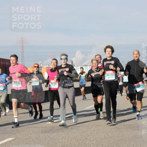 03.10.2025 - Köhlbrandbrückenlauf Jannik Wohlers http://msf.ph/oto/9080490 03.10.2025 09:54:07 Position 3 1755, 1753, 1670, 1355, 3010 meine-sportfotos.de