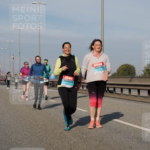 03.10.2025 - Köhlbrandbrückenlauf Fabian Wolf http://msf.ph/oto/9080502 03.10.2025 10:17:34 Position 3 2547, 2199 meine-sportfotos.de