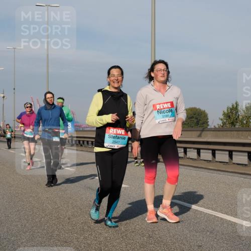 03.10.2025 - Köhlbrandbrückenlauf Fabian Wolf http://msf.ph/oto/9080524 03.10.2025 10:17:34 Position 3 2547, 2199 meine-sportfotos.de