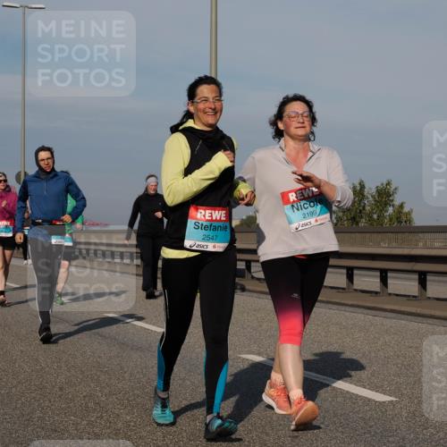 03.10.2025 - Köhlbrandbrückenlauf Fabian Wolf http://msf.ph/oto/9080556 03.10.2025 10:17:35 Position 3 2547, 2199 meine-sportfotos.de