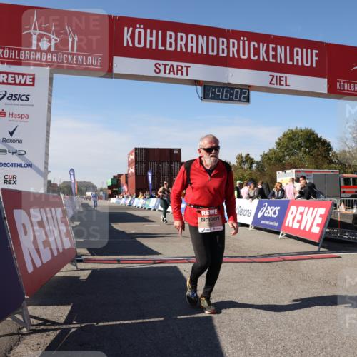 03.10.2025 - Köhlbrandbrückenlauf Lena Gebhardt http://msf.ph/oto/9080600 03.10.2025 13:46:02 Ziel 4572, 5327, 5375, 5376 meine-sportfotos.de