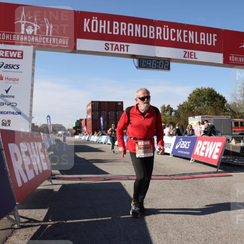 03.10.2025 - Köhlbrandbrückenlauf Lena Gebhardt http://msf.ph/oto/9080612 03.10.2025 13:46:02 Ziel 4572, 5327, 5375, 5376 meine-sportfotos.de