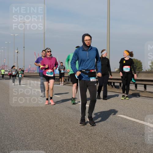 03.10.2025 - Köhlbrandbrückenlauf Fabian Wolf http://msf.ph/oto/9080649 03.10.2025 10:17:37 Position 3  meine-sportfotos.de