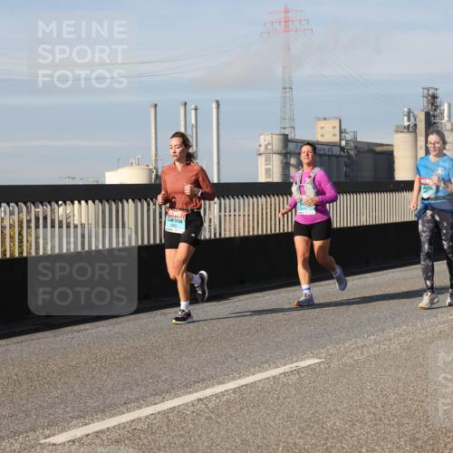 03.10.2025 - Köhlbrandbrückenlauf Lena Gebhardt http://msf.ph/oto/9080651 03.10.2025 10:03:54 Position 2  meine-sportfotos.de