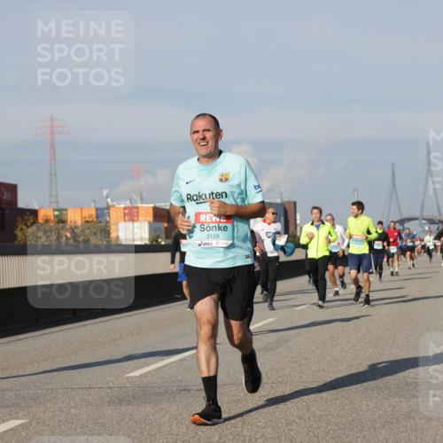 03.10.2025 - Köhlbrandbrückenlauf Jannik Wohlers http://msf.ph/oto/9080691 03.10.2025 09:54:12 Position 3 3128 meine-sportfotos.de