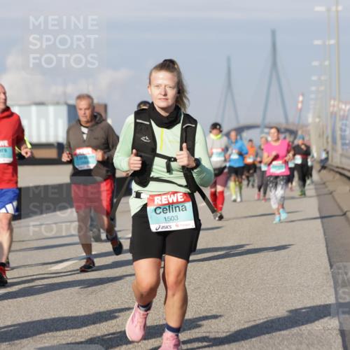 03.10.2025 - Köhlbrandbrückenlauf Jannik Wohlers http://msf.ph/oto/9080694 03.10.2025 10:02:02 Position 3 1503 meine-sportfotos.de