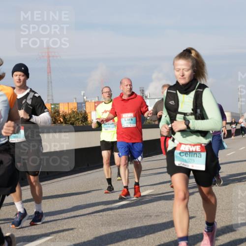 03.10.2025 - Köhlbrandbrückenlauf Jannik Wohlers http://msf.ph/oto/9080739 03.10.2025 10:02:03 Position 3 1650, 1866, 1731, 3172, 1503 meine-sportfotos.de