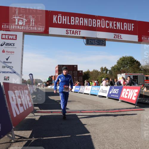 03.10.2025 - Köhlbrandbrückenlauf Lena Gebhardt http://msf.ph/oto/9080748 03.10.2025 13:46:14 Ziel 4572, 5748 meine-sportfotos.de