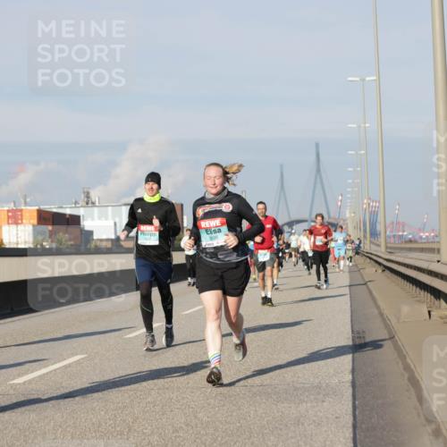 03.10.2025 - Köhlbrandbrückenlauf Jannik Wohlers http://msf.ph/oto/9080762 03.10.2025 09:54:19 Position 3 3410, 3006 meine-sportfotos.de