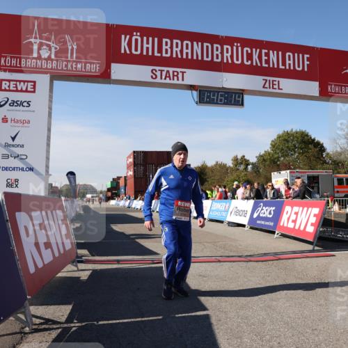 03.10.2025 - Köhlbrandbrückenlauf Lena Gebhardt http://msf.ph/oto/9080768 03.10.2025 13:46:14 Ziel 4572, 5748 meine-sportfotos.de