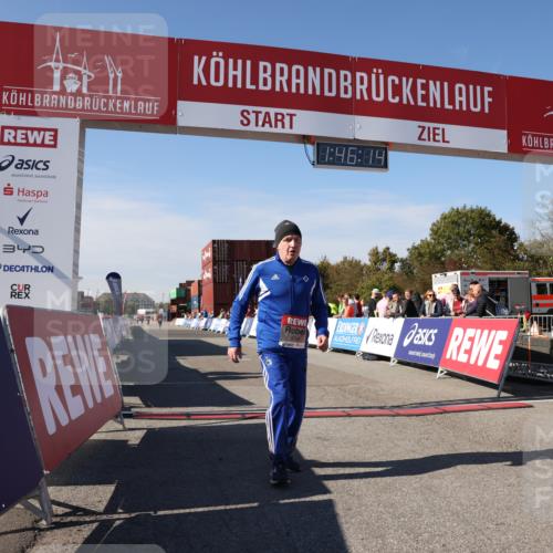 03.10.2025 - Köhlbrandbrückenlauf Lena Gebhardt http://msf.ph/oto/9080776 03.10.2025 13:46:15 Ziel 5748 meine-sportfotos.de