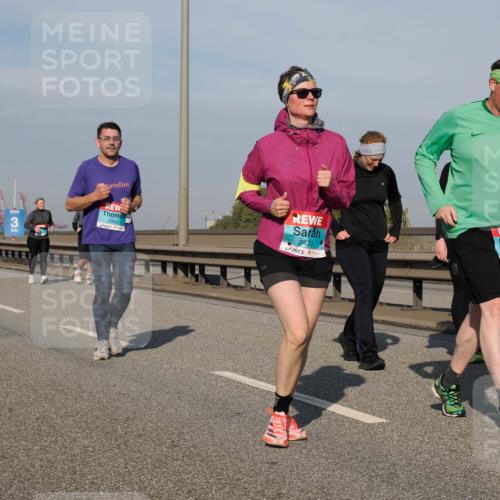 03.10.2025 - Köhlbrandbrückenlauf Fabian Wolf http://msf.ph/oto/9080819 03.10.2025 10:17:40 Position 3 2988, 3, 2479, 2839 meine-sportfotos.de