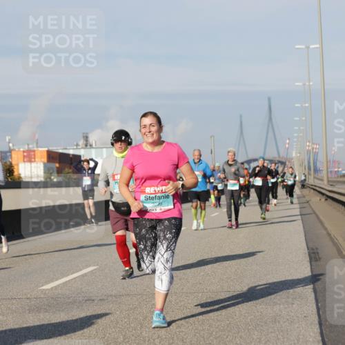 03.10.2025 - Köhlbrandbrückenlauf Jannik Wohlers http://msf.ph/oto/9080835 03.10.2025 10:02:09 Position 3 3239 meine-sportfotos.de