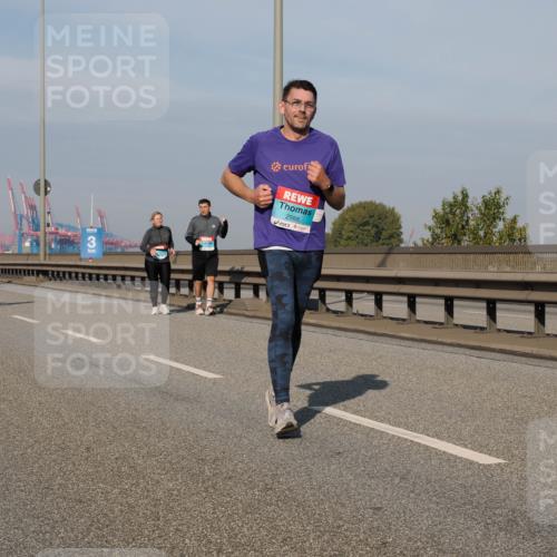 03.10.2025 - Köhlbrandbrückenlauf Fabian Wolf http://msf.ph/oto/9080871 03.10.2025 10:17:41 Position 3 2988 meine-sportfotos.de