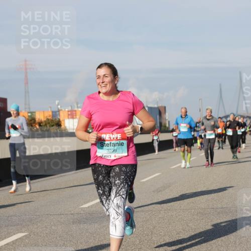 03.10.2025 - Köhlbrandbrückenlauf Jannik Wohlers http://msf.ph/oto/9080889 03.10.2025 10:02:09 Position 3 3239 meine-sportfotos.de