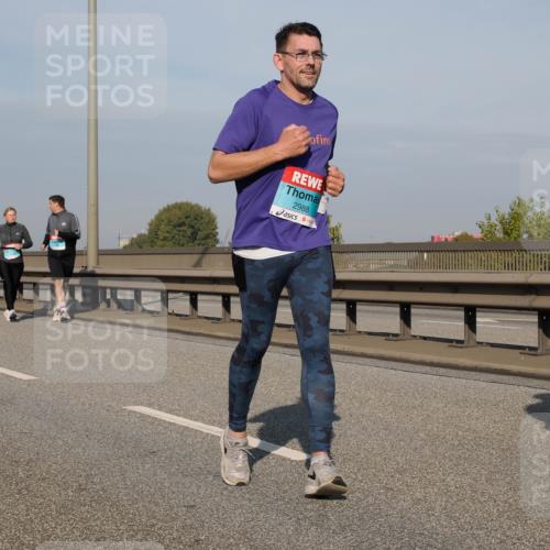 03.10.2025 - Köhlbrandbrückenlauf Fabian Wolf http://msf.ph/oto/9080934 03.10.2025 10:17:43 Position 3 2988 meine-sportfotos.de