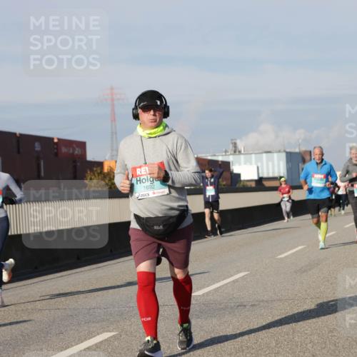 03.10.2025 - Köhlbrandbrückenlauf Jannik Wohlers http://msf.ph/oto/9080963 03.10.2025 10:02:11 Position 3 1692 meine-sportfotos.de