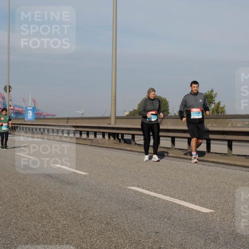 03.10.2025 - Köhlbrandbrückenlauf Fabian Wolf http://msf.ph/oto/9080974 03.10.2025 10:17:47 Position 3  meine-sportfotos.de
