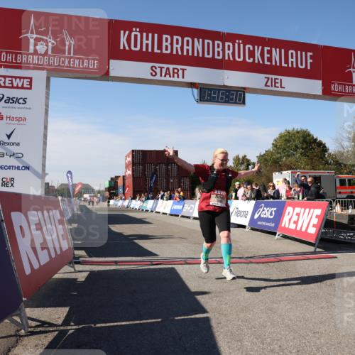 03.10.2025 - Köhlbrandbrückenlauf Lena Gebhardt http://msf.ph/oto/9080986 03.10.2025 13:46:30 Ziel 5900 meine-sportfotos.de