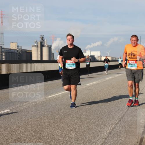 03.10.2025 - Köhlbrandbrückenlauf Lena Gebhardt http://msf.ph/oto/9081027 03.10.2025 10:04:05 Position 2 1855, 1853 meine-sportfotos.de