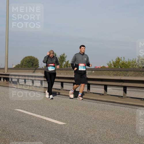 03.10.2025 - Köhlbrandbrückenlauf Fabian Wolf http://msf.ph/oto/9081032 03.10.2025 10:17:48 Position 3 2548, 2182 meine-sportfotos.de
