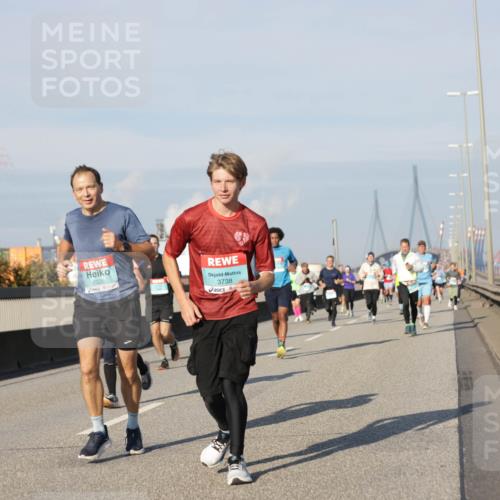 03.10.2025 - Köhlbrandbrückenlauf Jannik Wohlers http://msf.ph/oto/9081056 03.10.2025 09:54:26 Position 3 2026, 3738 meine-sportfotos.de