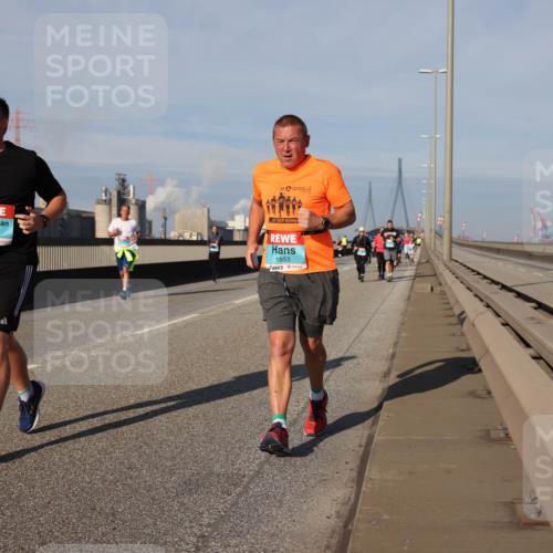 03.10.2025 - Köhlbrandbrückenlauf Lena Gebhardt http://msf.ph/oto/9081085 03.10.2025 10:04:06 Position 2 1855, 12, 1853 meine-sportfotos.de