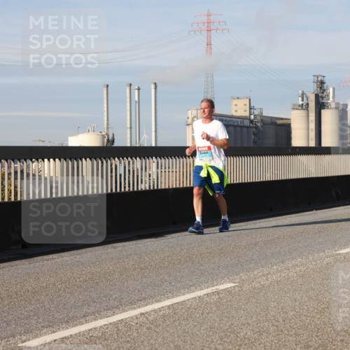 03.10.2025 - Köhlbrandbrückenlauf Lena Gebhardt http://msf.ph/oto/9081115 03.10.2025 10:04:08 Position 2  meine-sportfotos.de