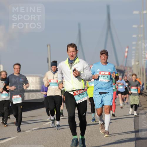 03.10.2025 - Köhlbrandbrückenlauf Jannik Wohlers http://msf.ph/oto/9081136 03.10.2025 09:54:29 Position 3 1367, 1286 meine-sportfotos.de