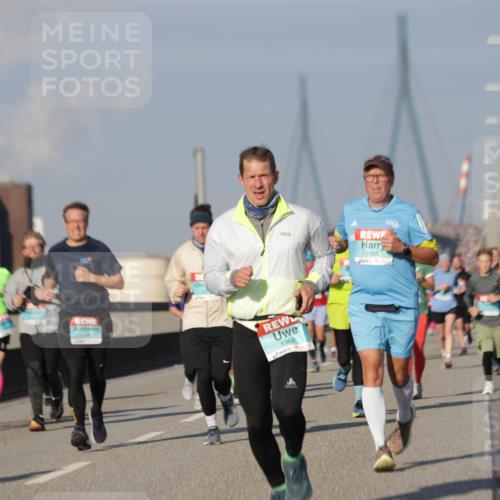 03.10.2025 - Köhlbrandbrückenlauf Jannik Wohlers http://msf.ph/oto/9081163 03.10.2025 09:54:29 Position 3 1286, 1367 meine-sportfotos.de